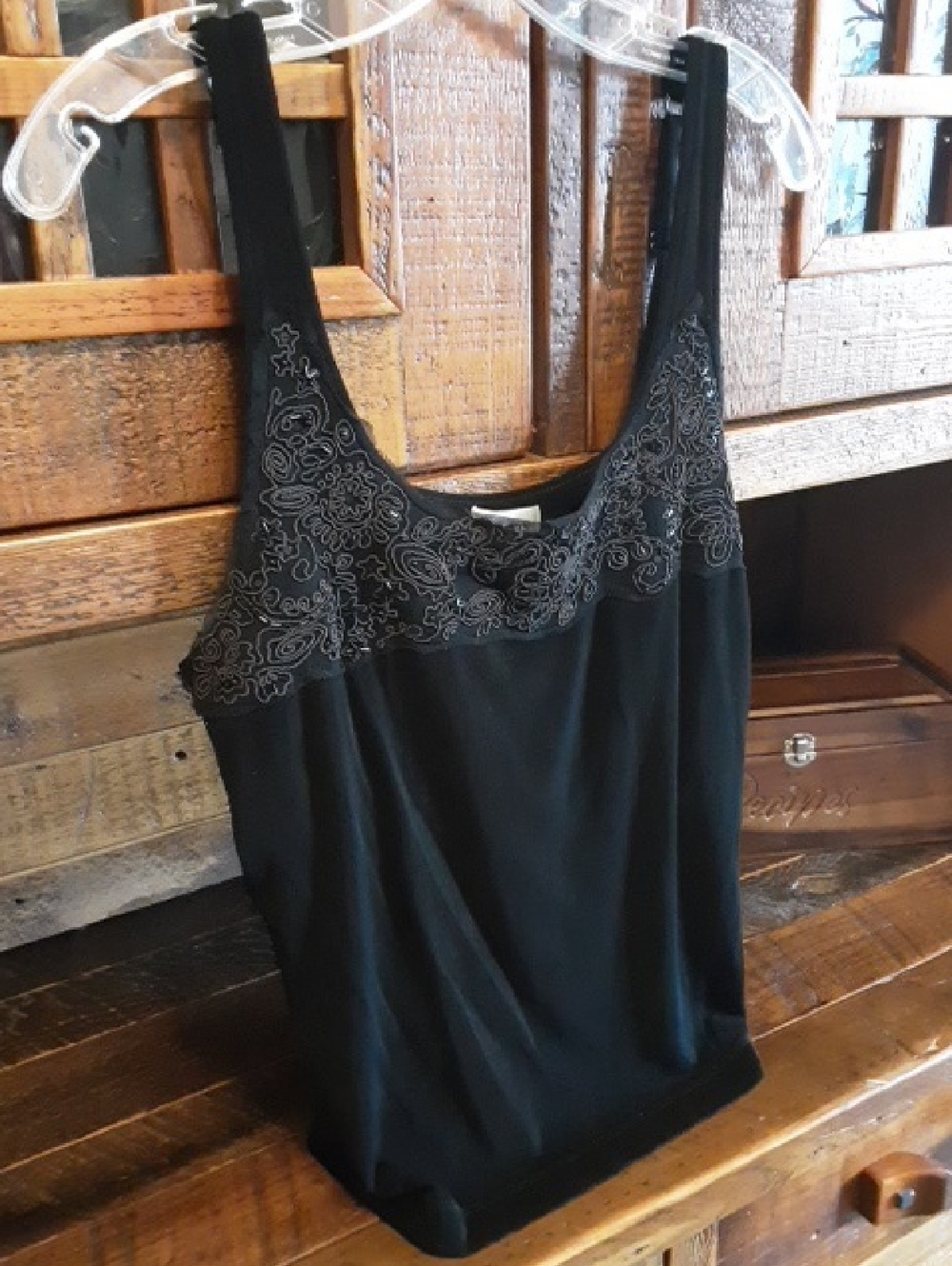 Chico's Black Embroidered Scoop Neck Camisole